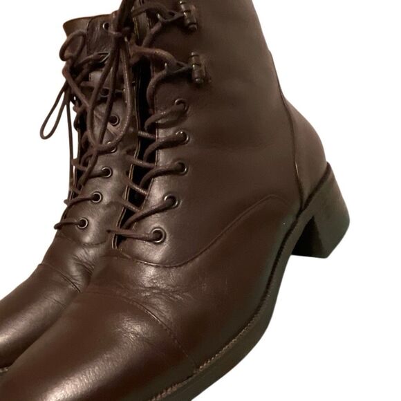 Ship’n Shore Women’s Vintage Leather Boots - Picture 2 of 13